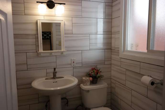 Imagen general del Hotel The Beach Waikiki Boutique Hostel. Foto 2