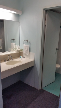 Imagen de la habitación del Hotel The Beachcomber and Resort, Ascend Collection. Foto 8