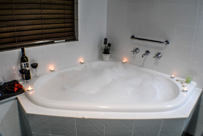 Imagen de la habitación del Hotel The Beachcomber and Resort, Ascend Collection. Foto 18