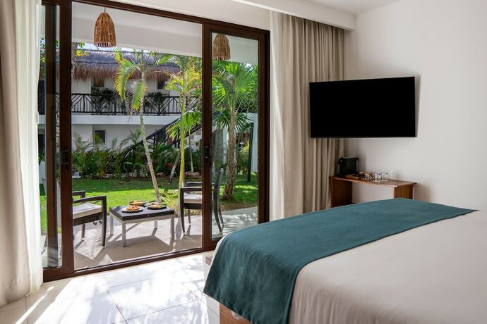 Imagen de la habitación del Hotel The Beachfront by The Fivess - All inclusive. Foto 11