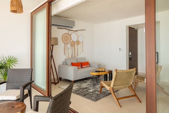 Imagen de la habitación del Hotel The Beachfront by The Fivess - All inclusive. Foto 13