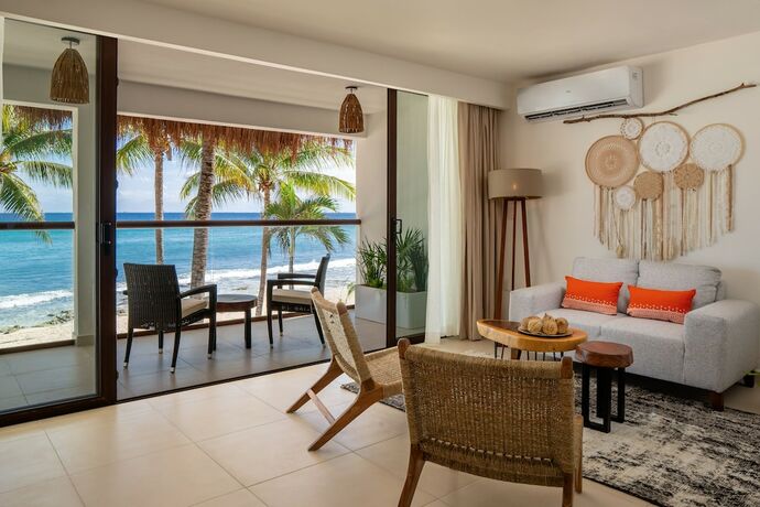 Imagen de la habitación del Hotel The Beachfront by The Fivess - All inclusive. Foto 16