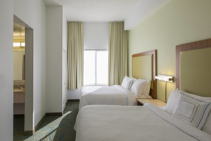 Imagen de la habitación del Hotel The Beacon Charlotte Airport. Foto 11