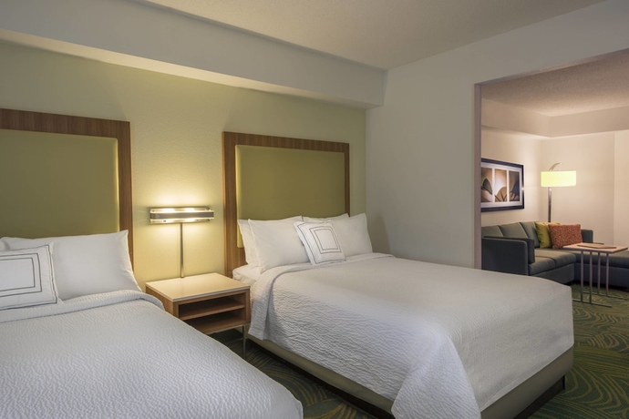 Imagen de la habitación del Hotel The Beacon Charlotte Airport. Foto 12