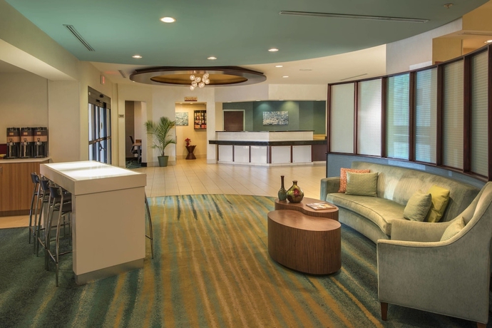 Imagen de los interiores del Hotel The Beacon Charlotte Airport. Foto 16