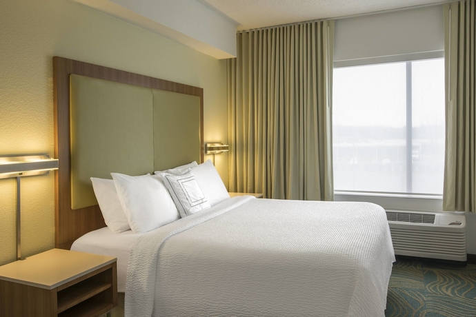 Imagen de la habitación del Hotel The Beacon Charlotte Airport. Foto 14