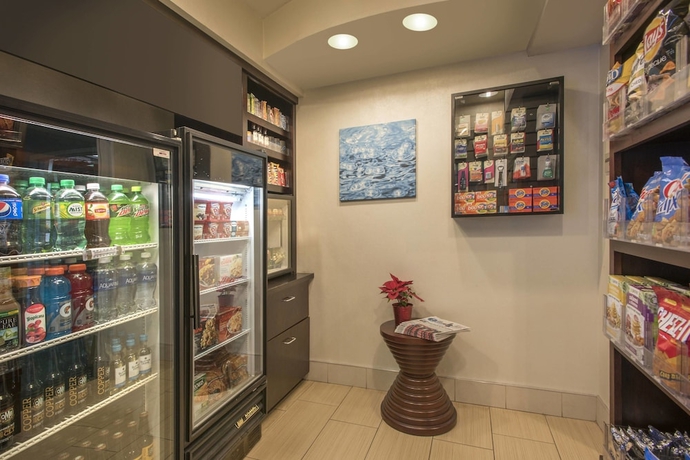 Imagen del bar/restaurante del Hotel The Beacon Charlotte Airport. Foto 6