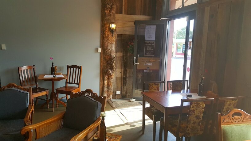 Imagen de los interiores del Hotel The Bears Went Over The Mountain. Foto 21