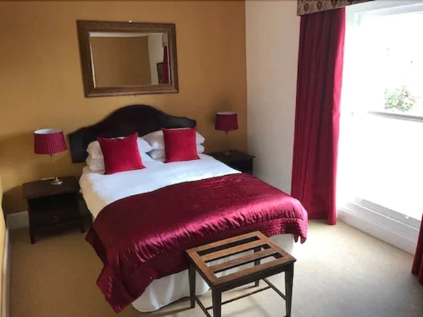 Imagen de la habitación del Hotel The Beaufort Raglan. Foto 2