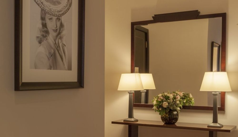 Imagen de la habitación del Hotel The Beaumont. Foto 5