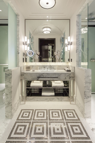 Imagen de la habitación del Hotel The Beaumont. Foto 7