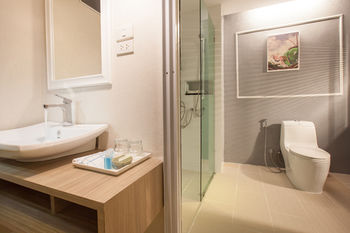 Imagen de la habitación del Hotel The Bed Hatyai. Foto 12