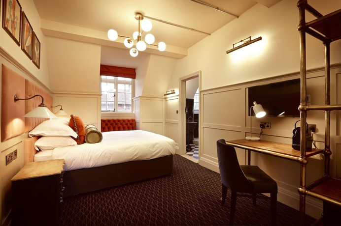 Imagen de la habitación del Hotel The Bedford Balham. Foto 13