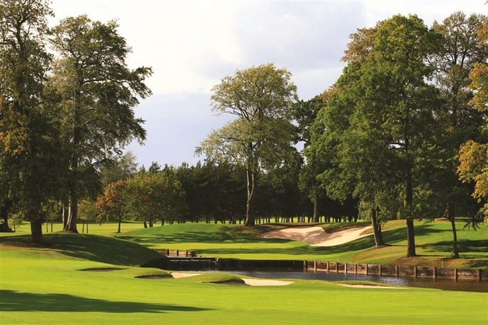 Imagen de los exteriores del Hotel The Belfry. Foto 7