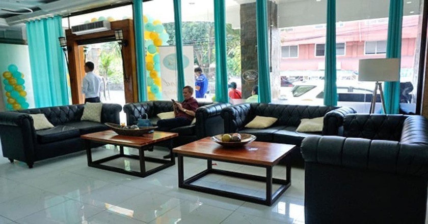 Imagen de los interiores del Hotel The Bell Hotel. Foto 19