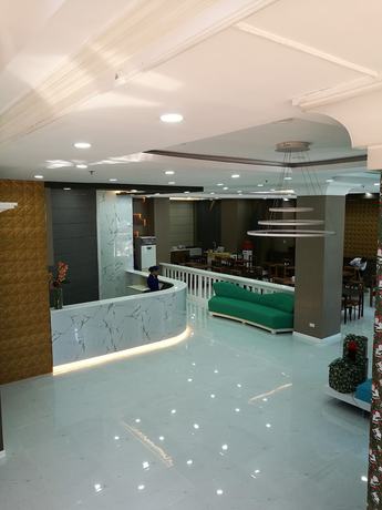 Imagen de los interiores del Hotel The Bell Hotel. Foto 20