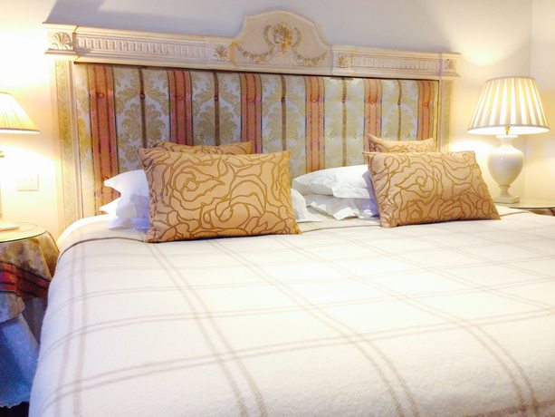 Imagen de la habitación del Hotel The Bell Inn, Horndon On The Hill. Foto 4