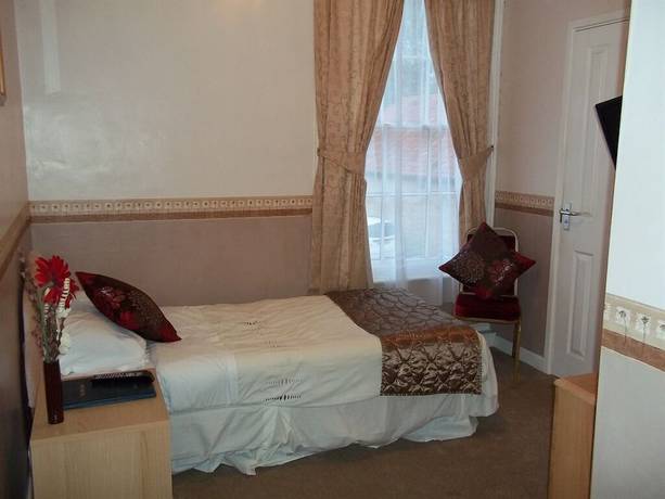 Imagen de la habitación del Hotel The Bell, West Suffolk. Foto 7