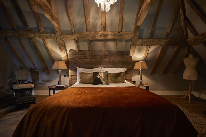 Imagen de la habitación del Hotel The Bell in Ticehurst. Foto 4