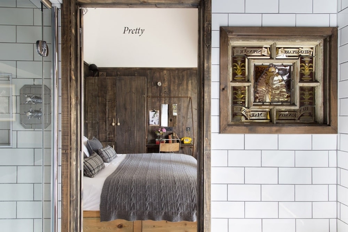 Imagen de la habitación del Hotel The Bell in Ticehurst. Foto 12