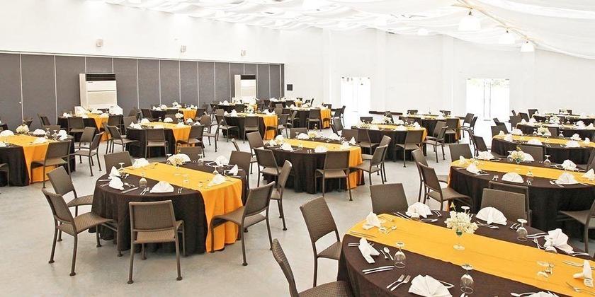 Imagen de los interiores del Hotel The Bellevue Resort. Foto 10