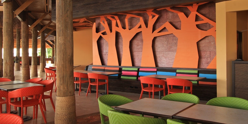 Imagen del bar/restaurante del Hotel The Bellevue Resort. Foto 4