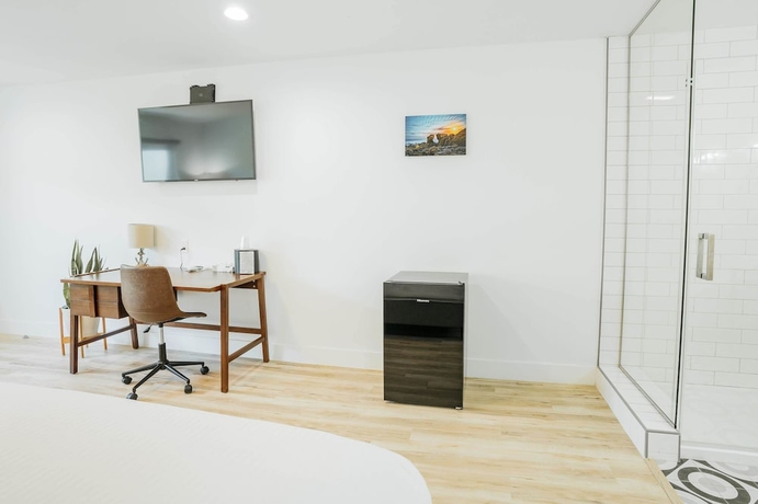 Imagen de la habitación del Hotel The Belmont Shore Inn. Foto 2