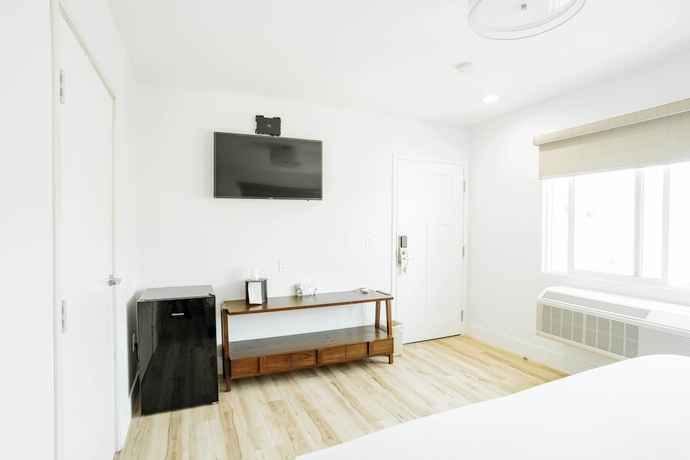 Imagen de la habitación del Hotel The Belmont Shore Inn. Foto 15