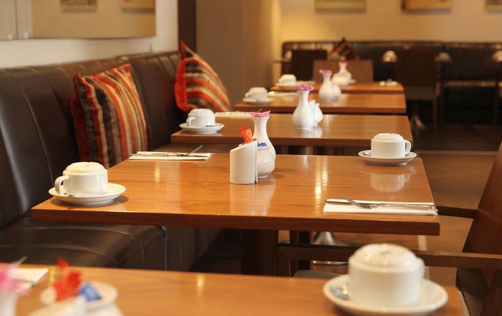 Imagen del bar/restaurante del Hotel The Belson Brussels, a Tribute Portfolio Hotel. Foto 8