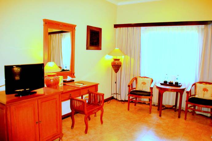 Imagen de la habitación del Hotel The Benoa Beach Front Villas and Spa. Foto 4