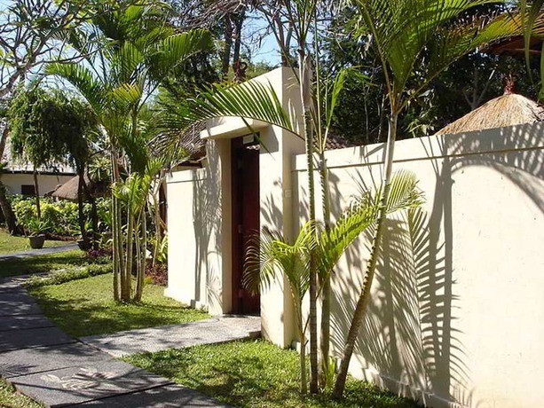 Imagen de la habitación del Hotel The Benoa Beach Front Villas and Spa. Foto 12