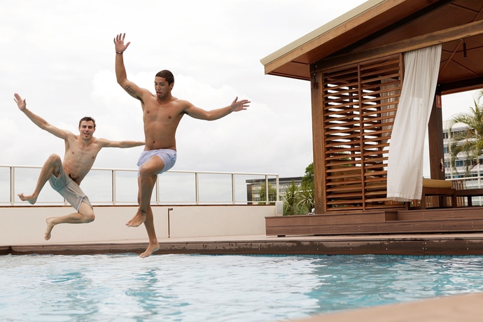 Imagen de la piscina del Hotel The Benson Hotel. Foto 14