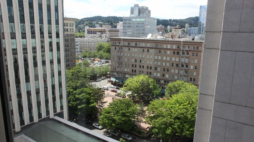 Imagen de la habitación del Hotel The Benson Portland, Curio Collection By Hilton. Foto 10