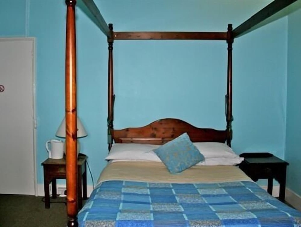 Imagen de la habitación del Hotel The Bent Arms. Foto 7