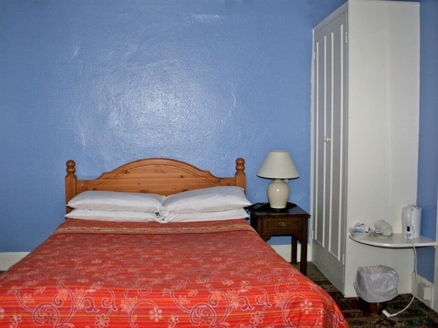 Imagen de la habitación del Hotel The Bent Arms. Foto 11