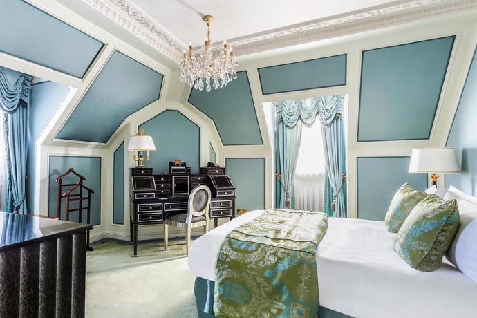 Imagen de la habitación del Hotel The Bentley London. Foto 4