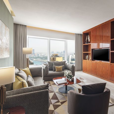 Imagen de la habitación del Hotel The Bentley Luxury and Suites. Foto 4