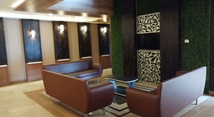 Imagen de los interiores del Hotel The Bentree, Bhopal. Foto 17