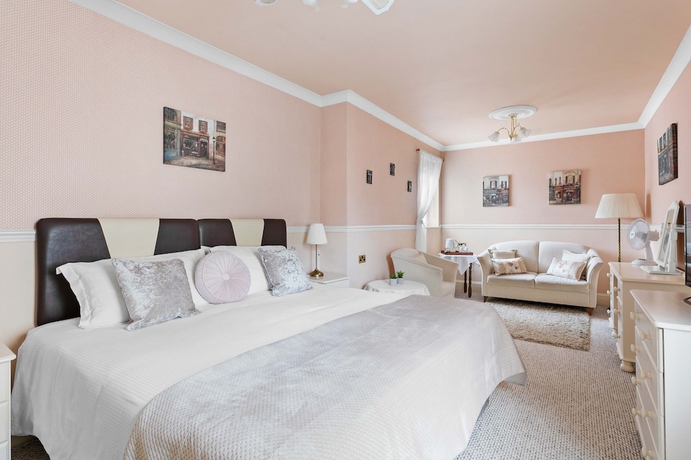 Imagen de la habitación del Hotel The Berburry. Foto 10