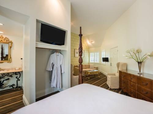 Imagen de la habitación del Hotel The Bergson. Foto 8