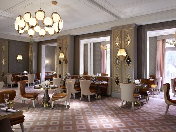 Imagen del bar/restaurante del Hotel The Berkeley, Londres. Foto 4