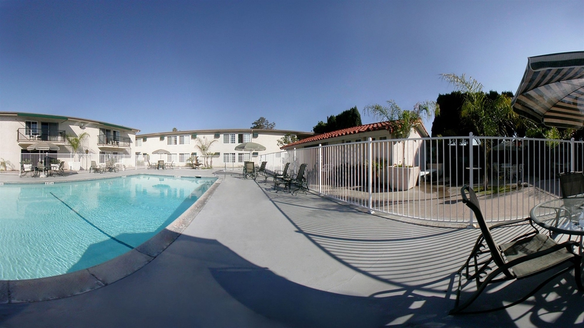 Imagen de la piscina del Hotel The Berry Inn, Buena Park. Foto 16