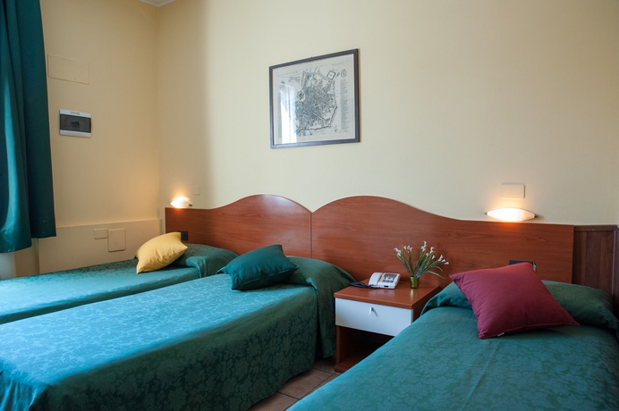 Imagen de la habitación del Hotel The Best. Foto 12