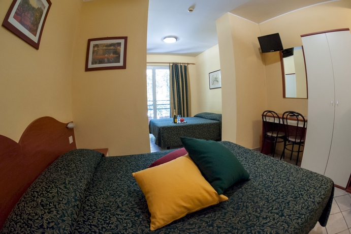 Imagen de la habitación del Hotel The Best. Foto 14