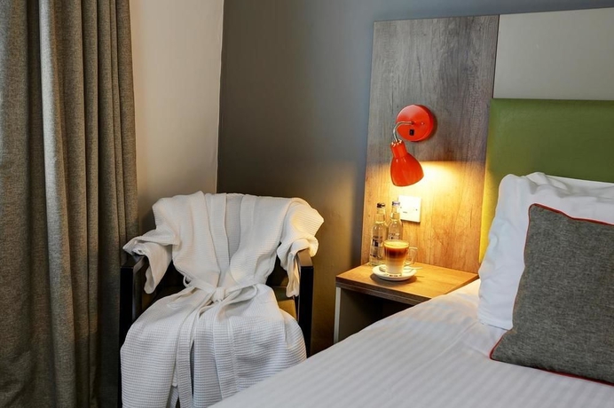 Imagen de la habitación del Hotel The Best Western Plus Epping Forest. Foto 7