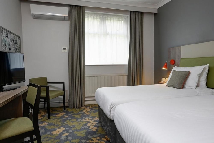 Imagen de la habitación del Hotel The Best Western Plus Epping Forest. Foto 9