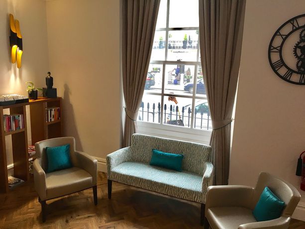 Imagen de los interiores del Hotel The Beverley Hotel. Foto 18