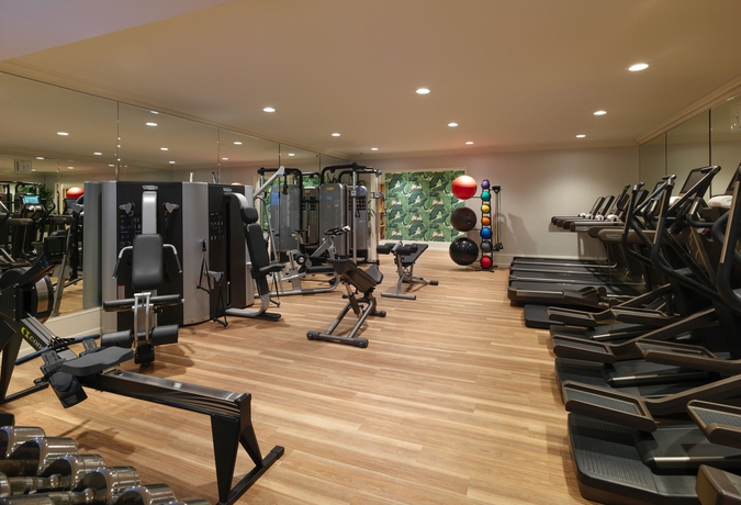 Imagen de los interiores del Hotel The Beverly Hills. Foto 15