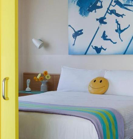 Imagen de la habitación del Hotel The Beverly Laurel at West Hollywood. Foto 6