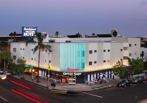 Imagen de los exteriores del Hotel The Beverly Laurel at West Hollywood. Foto 7